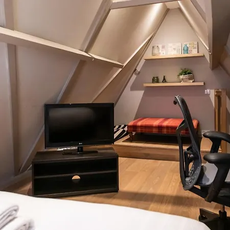 Haarlemmerstraat Penthouse || City Center || 145m2 Amsterdam