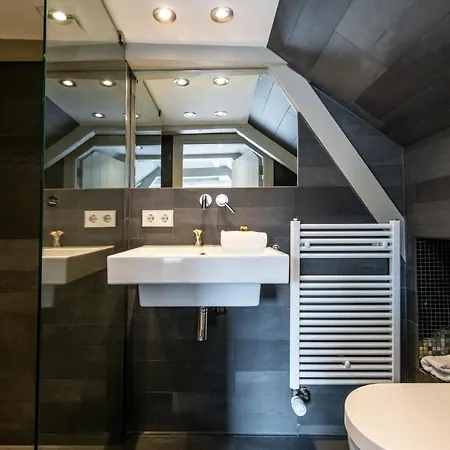Haarlemmerstraat Penthouse || City Center || 145m2 *