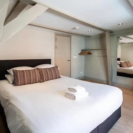 Apartment Haarlemmerstraat Penthouse || City Center || 145m2